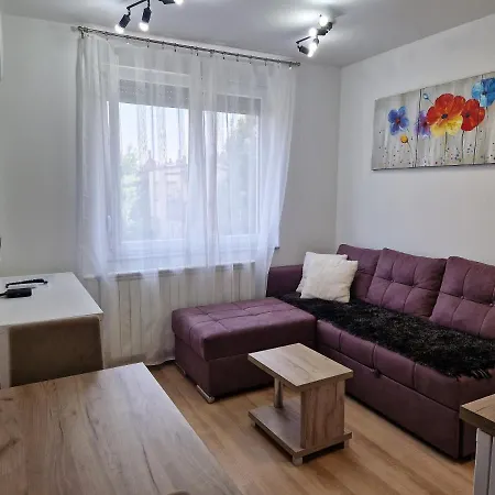 Apartment Gea 31 Sa Garaznim Mestom Novi Sad